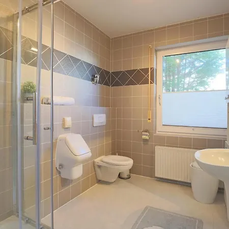 Glockenstrasse Ostseehoehe 1 *